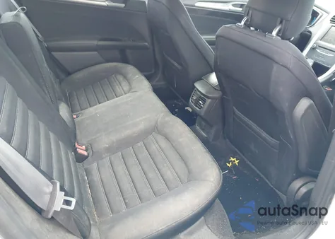 2013 Ford Fusion Se z USA, uszkodzony, nr VIN 3FA6P0H71DR336291